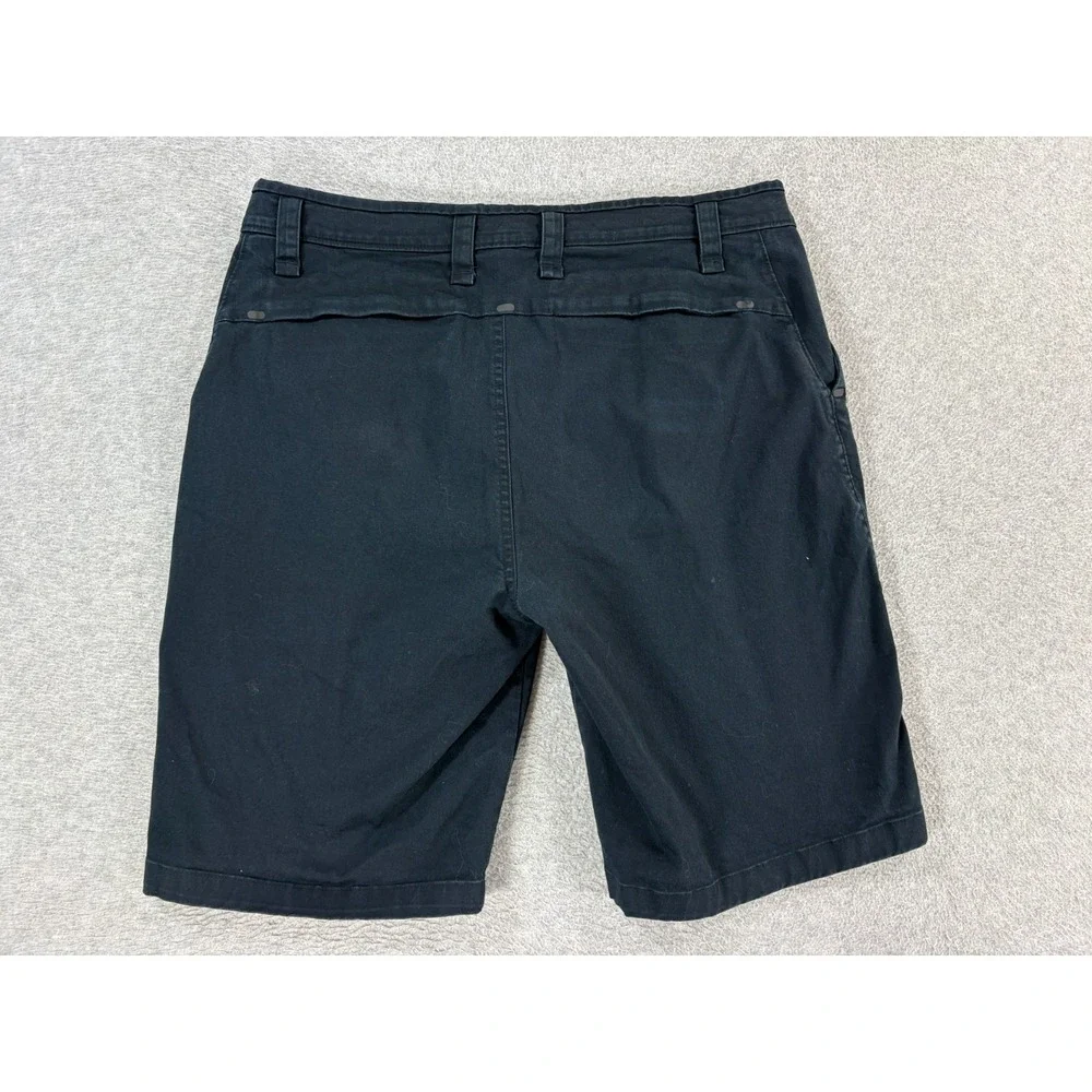 Oakley Cotton Blend Regular Fit Chino Shorts (Men's 32) Black - 10